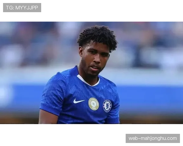 切尔西主场1-1被伯恩利绝平，福法纳染红十人作战痛失三分